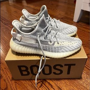Yeezy Boost 350 Static non-reflective, with reflective shoelaces.